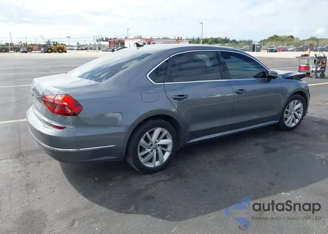 2018 Volkswagen Passat 2.0T Se из США, поврежденный, VIN 1VWBA7A38JC031355